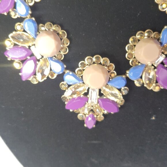 J. Crew Statement Gold Tone Gemstone Floral Design Chain Necklace - Picture 2 of 5